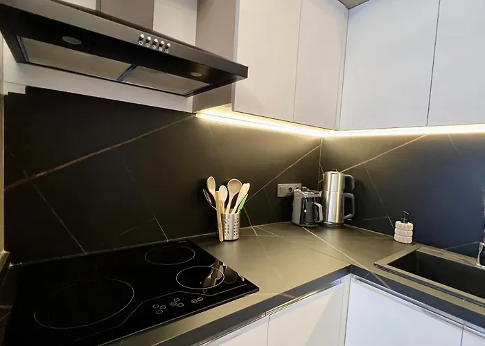 Ocean - Pool & Sea * אלאניה