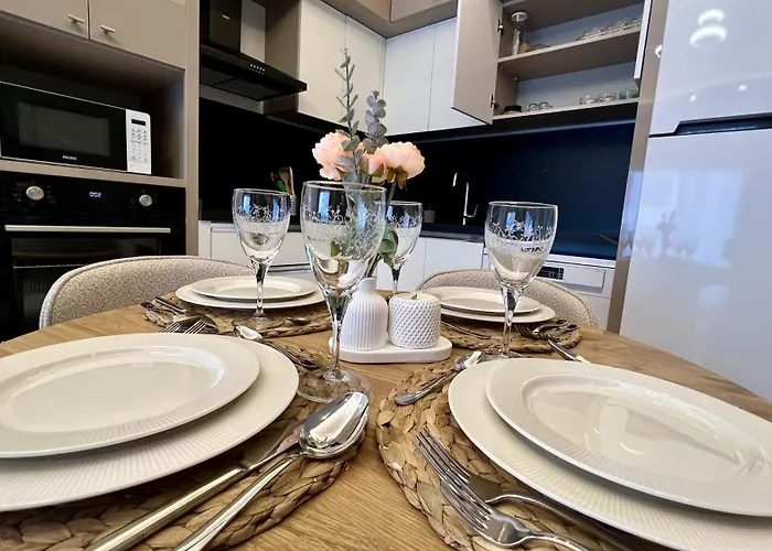 Apartment Ocean - Pool & Sea *